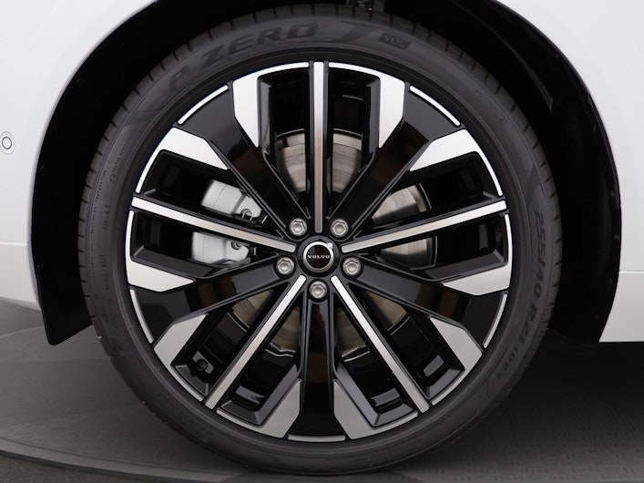 Vehicle image VOLVO XC60