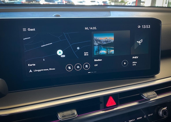 Vehicle image 6 Vehicle image 6