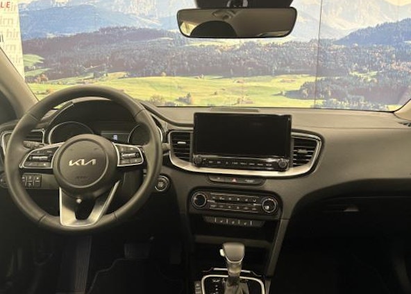 Vehicle image 5 Vehicle image 5