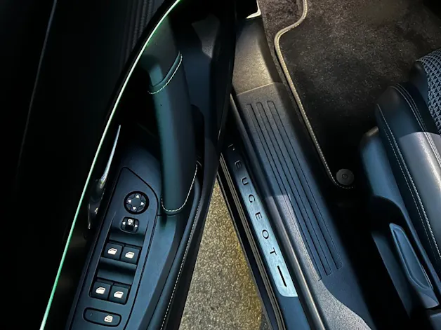 Peugeot 2008 1.5 BlueHDi 130 GT