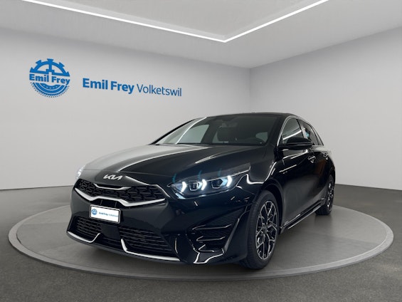 First vehicle image
