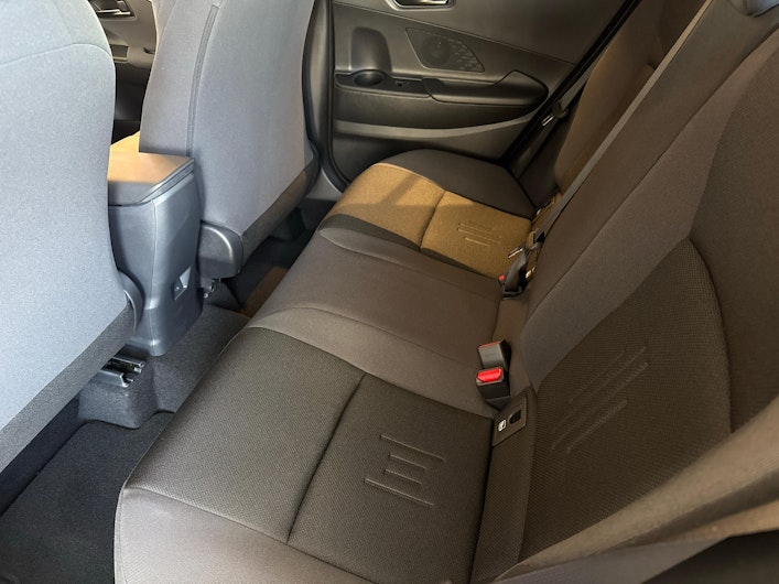 Vehicle image TOYOTA C-HR