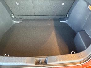 Vehicle image TOYOTA C-HR 2.0 HEV Trend 4x4