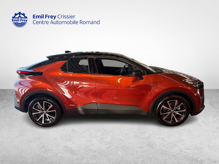 Vehicle image TOYOTA C-HR