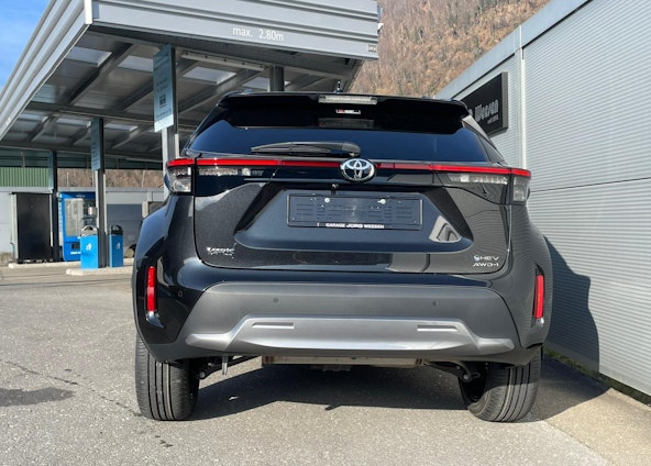 Vehicle image 4 Vehicle image 4