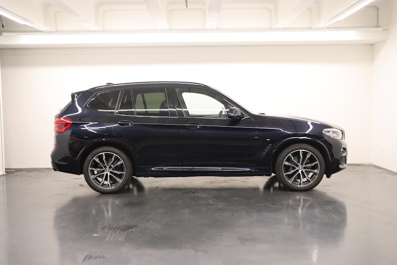 Vehicle image BMW X3