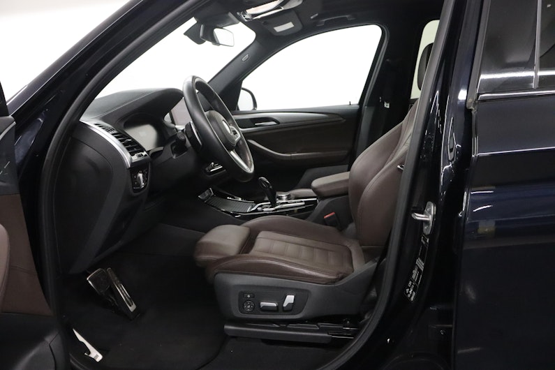 Vehicle image BMW X3