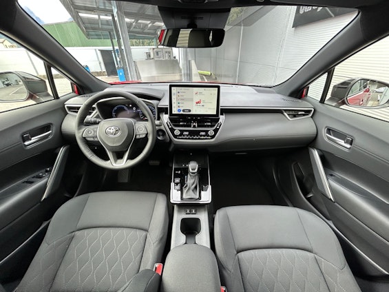Vehicle image 5