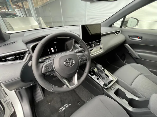 Toyota Corolla Cross 2.0 HSD Trend AWD-i