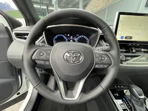 Toyota Corolla Cross 2.0 HSD Trend AWD-i