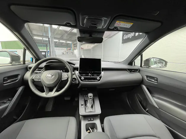 Toyota Corolla Cross 2.0 HSD Comfort AWD-i