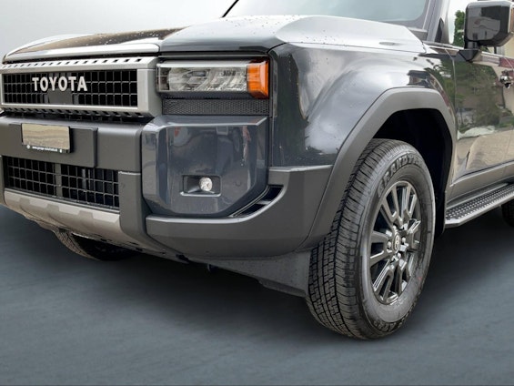 Vehicle image 20