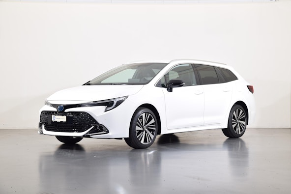 First vehicle image