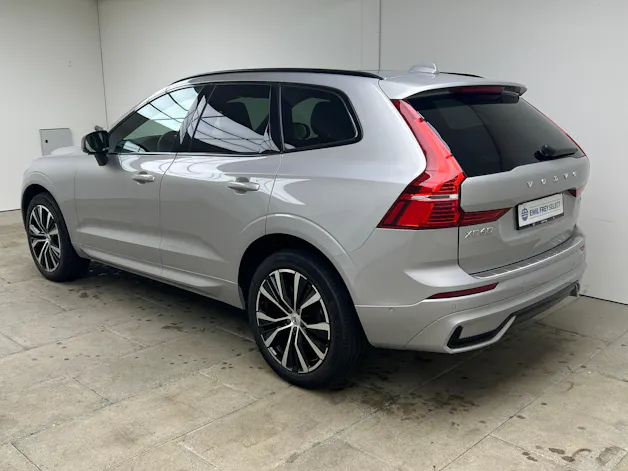 Volvo XC60 2.0 B6 MH Plus Dark AWD / Jetzt mit attraktivem 1.99% Leasing