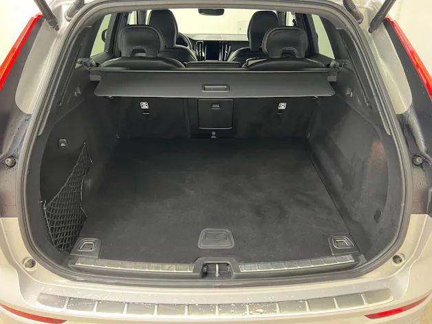 Volvo XC60 2.0 B6 MH Plus Dark AWD / Jetzt mit attraktivem 1.99% Leasing