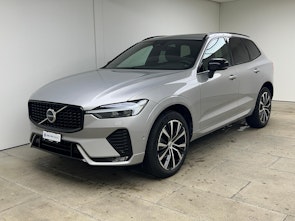 Vehicle image VOLVO XC60 2.0 B6 MH Plus Dark AWD / ab 3,99% Leasing bei Abschluss einer Protect Autoversicherung