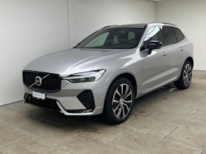 Vehicle image VOLVO XC60 2.0 B6 MH Plus Dark AWD / ab 3,99% Leasing bei Abschluss einer Protect Autoversicherung
