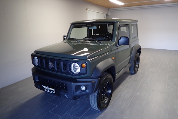 Vehicle image 34