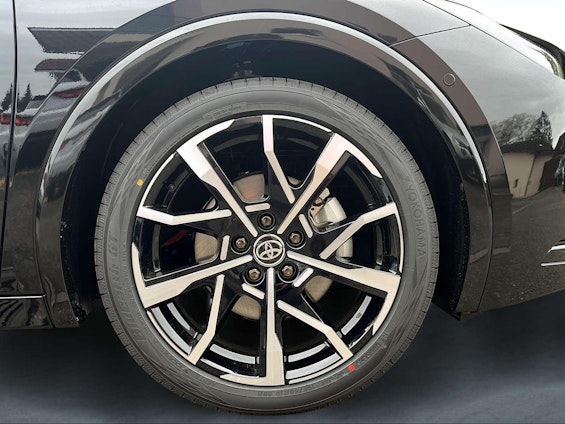 Vehicle image 5 Vehicle image 5