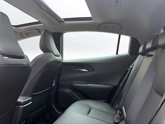 Vehicle image 9 Vehicle image 9