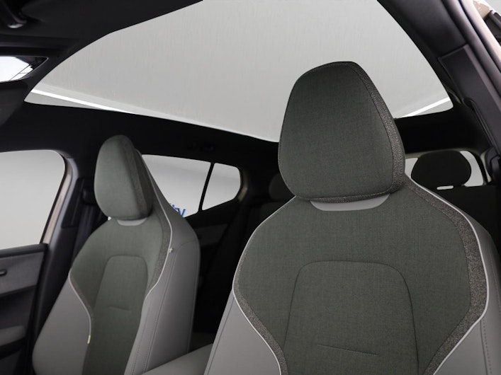 Vehicle image VOLVO EX 30