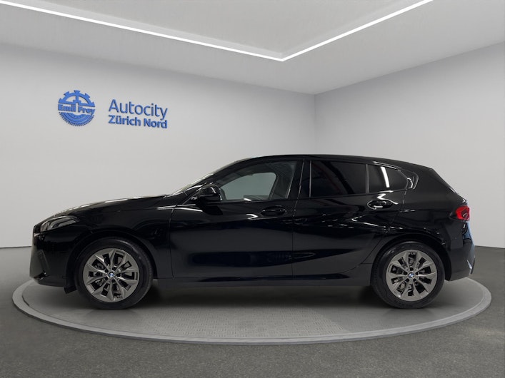 Vehicle image BMW 1 SERIES