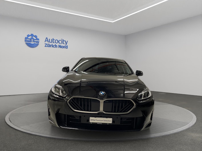 Vehicle image BMW 1 SERIES