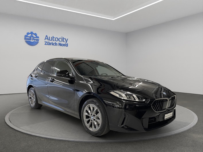 Vehicle image BMW 1 SERIES