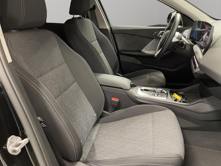 Vehicle image BMW 1 SERIES