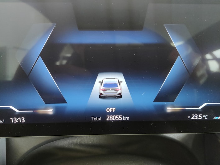 Vehicle image BMW 5 SERIES