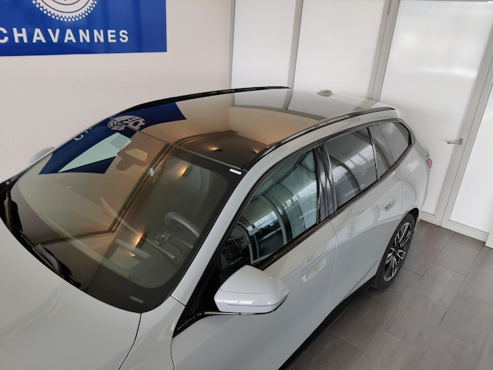 Vehicle image BMW 5 SERIES