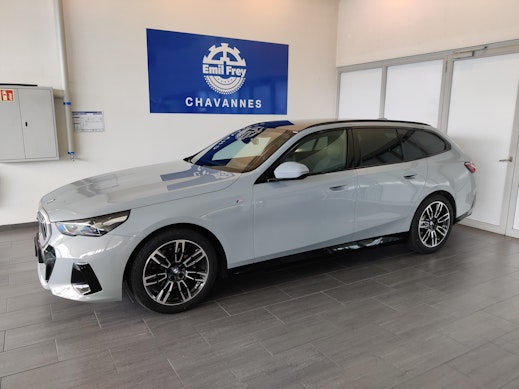 BMW 520d xDrive Touring 2