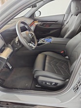 Vehicle image BMW 520d xDrive Touring