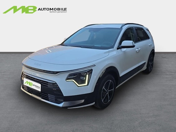 First vehicle image