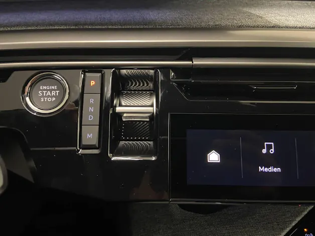 Peugeot 5008 1.2 Hybrid Allure Premium