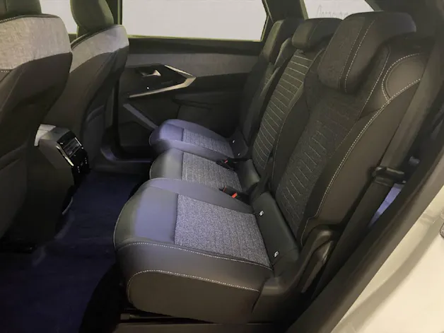Peugeot 5008 1.2 Hybrid Allure Premium