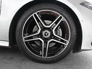 Mercedes-Benz A 180 AMG Line