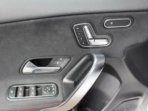 Mercedes-Benz A 180 AMG Line