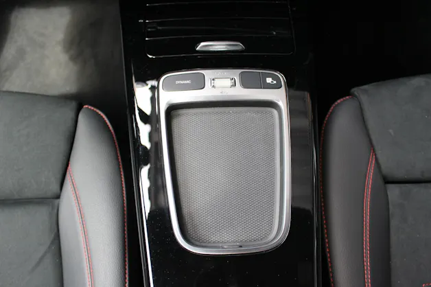 Mercedes-Benz A 180 AMG Line