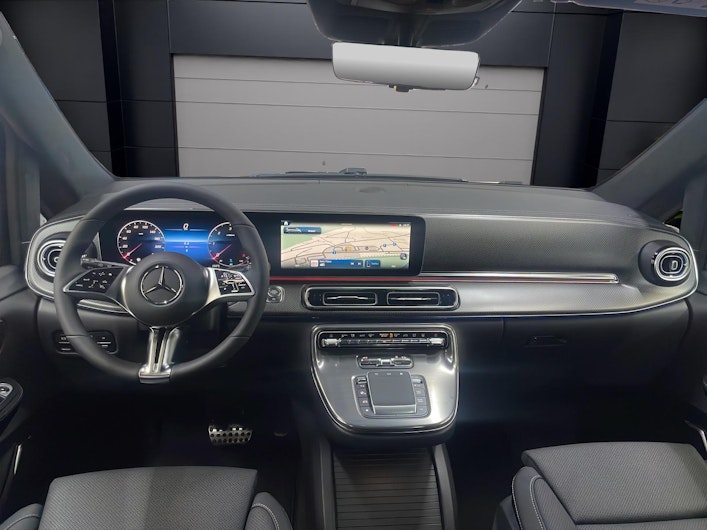 Vehicle image MERCEDES-BENZ V-CLASS