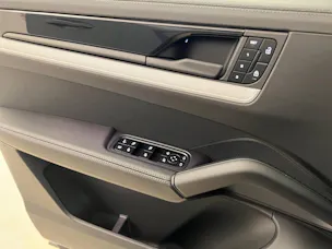 Porsche Cayenne E-Hybrid Coupé