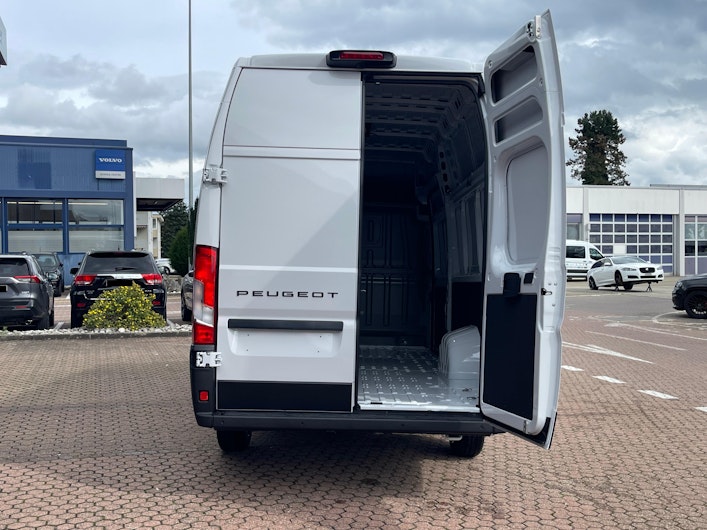 Vehicle image PEUGEOT BOXER