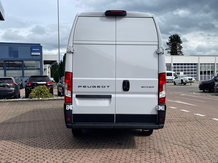 Vehicle image PEUGEOT BOXER