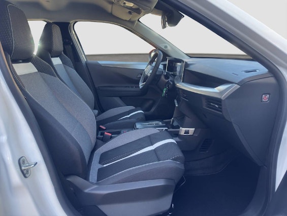 Vehicle image 31 Vehicle image 31