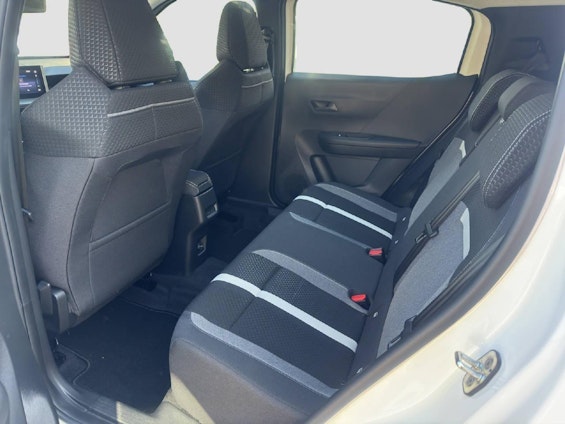 Vehicle image 30 Vehicle image 30