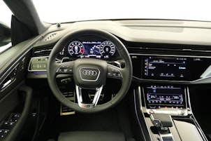 Vehicle image AUDI RS Q8 4.0 V8 TFSI quattro T-Tronic