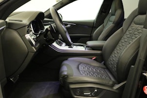 Vehicle image AUDI RS Q8 4.0 V8 TFSI quattro T-Tronic