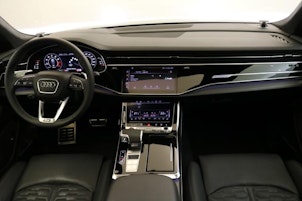 Vehicle image AUDI RS Q8 4.0 V8 TFSI quattro T-Tronic