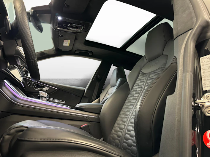 image du véhicule AUDI RSQ8
