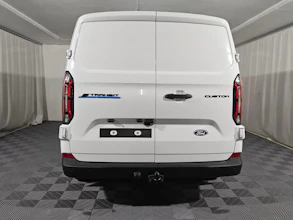 https://vehicle.imgix.net/3888852/5816124e-2750-4c9c-b983-c14905e2effb.jpg